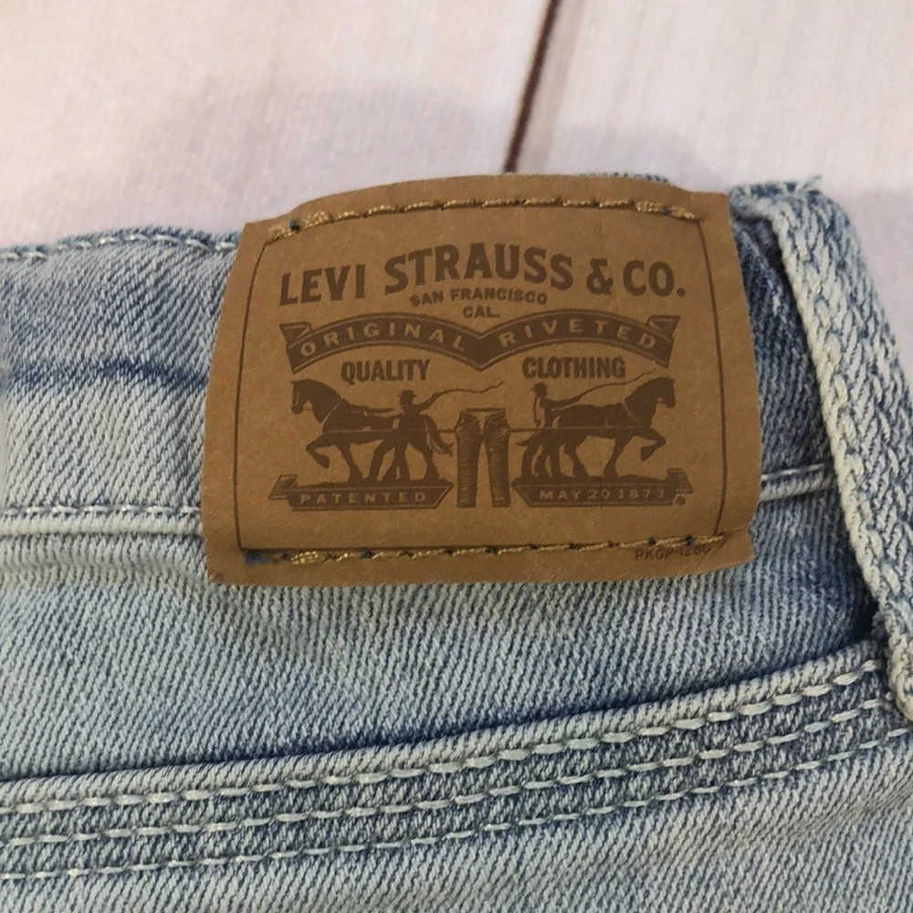Levis rolled cuffs